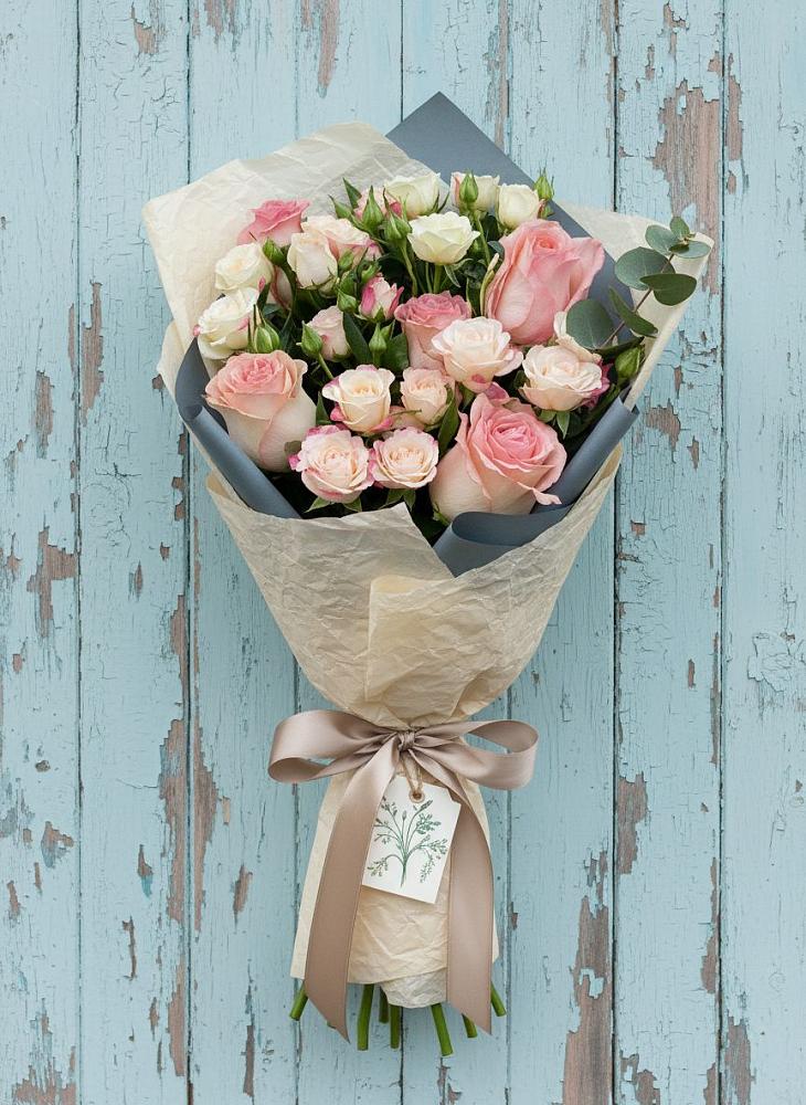 Букет цветов из: Розы в Лесной