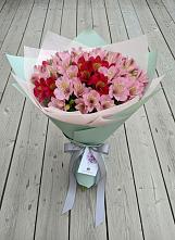 Букет цветов из:  Альстромерии #REPLACE_PRED# Лесной