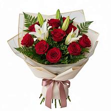 Букет цветов из:  Лилии и Розы в Лесной