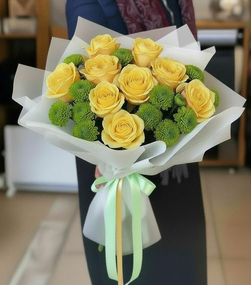 Букет цветов из: Хризантемы и Розы в Лесной