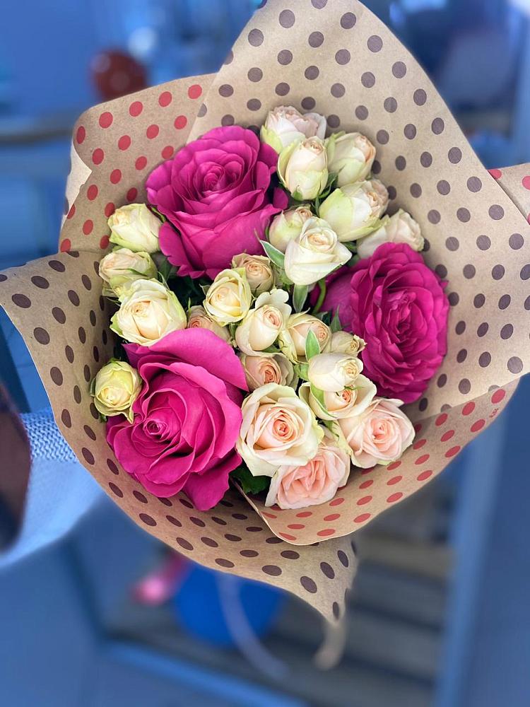 Букет цветов из: Розы в Лесной