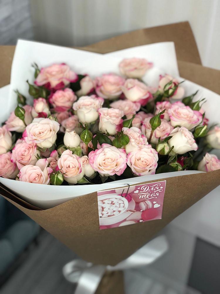 Букет цветов из: Розы в Лесной