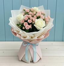 Букет цветов из:  Розы в Лесной