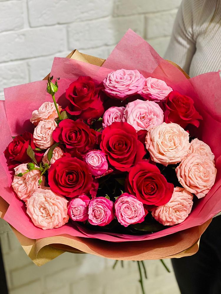 Букет цветов из: Розы в Лесной