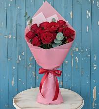 Букет цветов из:  Розы в Лесной