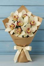 Букет цветов из:  Орхидеи и Розы в Лесной