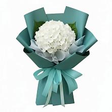 Букет цветов из:  Гортензия в Лесной